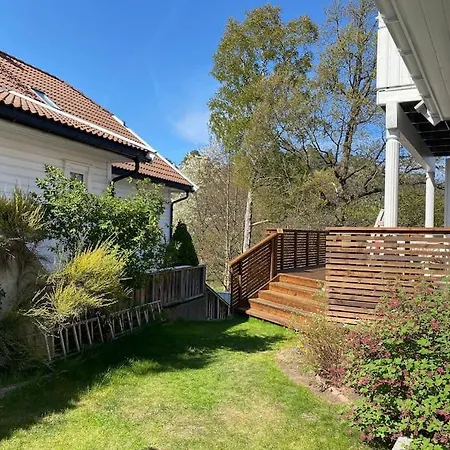 Family With Huge Terrace, Close To The Ocean Кристиансанд